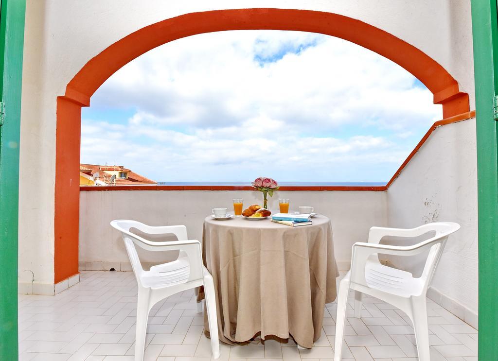 Hotel Costa D'Oro Santa Maria di Castellabate Exterior photo